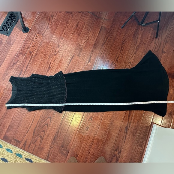 Scott McClintock gown - Picture 15 of 16